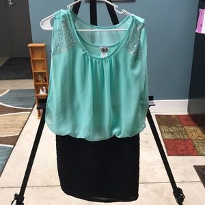 DEB Dress Size Medium